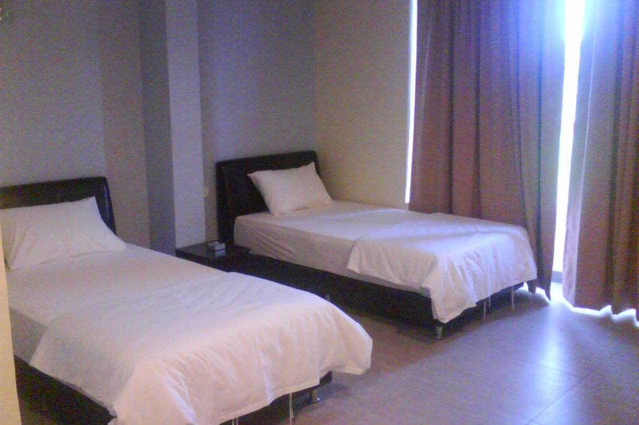 Oyo 90021 Star View Hotel Kampong Batu Tiga Camera foto